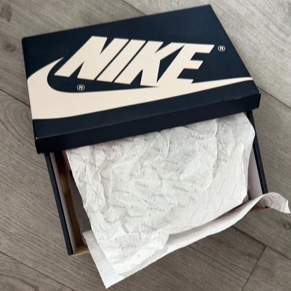 Nike Air Jordan Retro High in Pink and Black Bubble Gum